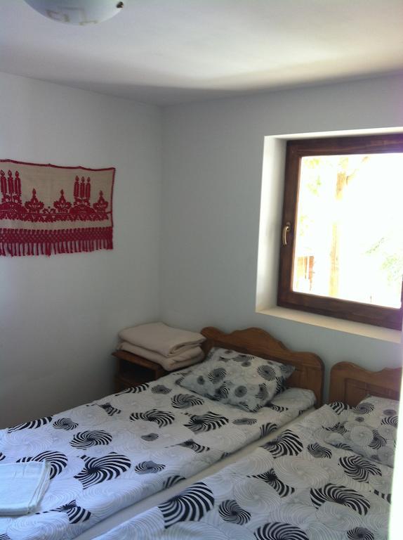 Veresko Villa Lacu Rosu Room photo